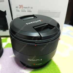 후지 7아티산 af35mm f1..4 렌즈 팝니다.