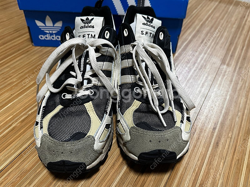 아디다스 송 포 더 뮤트 쉐도우터프 275 팝니다--4