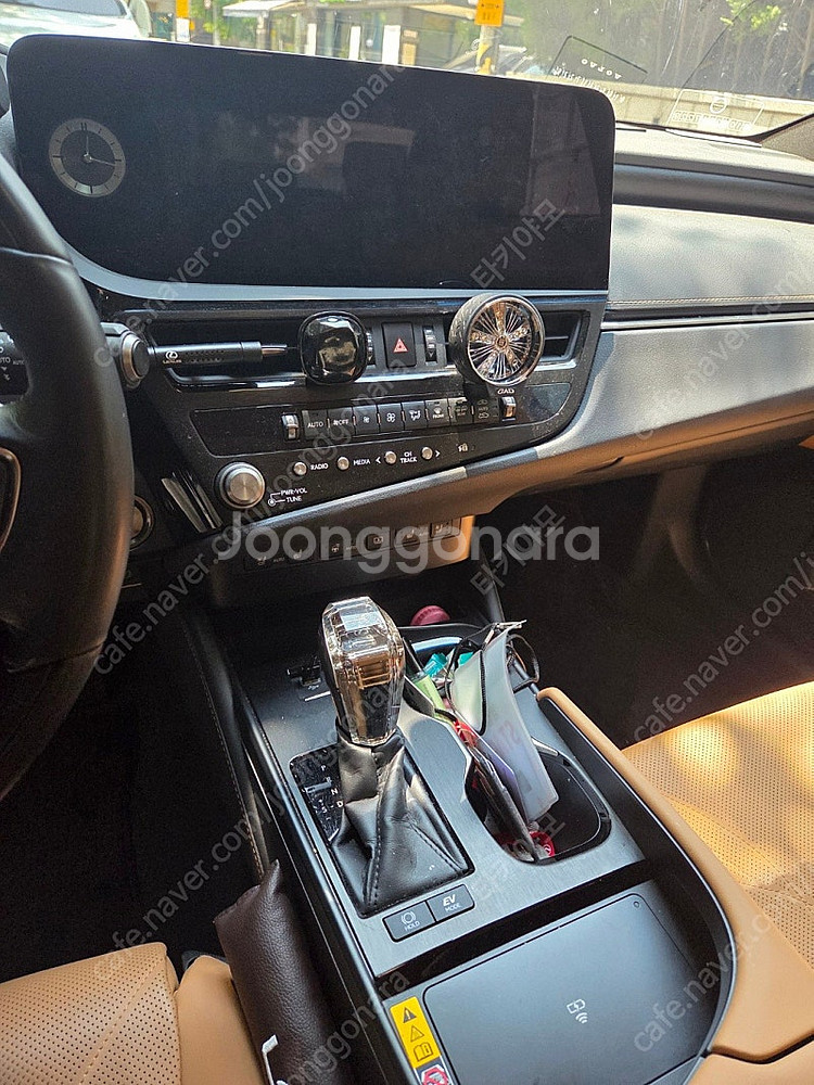 렉서스 ES300h 25년형--3