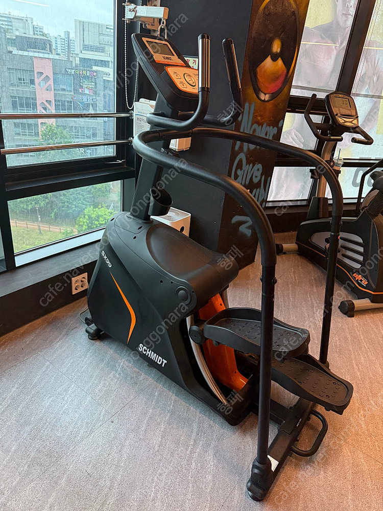 스텝퍼+입식사이클2대+에어바이크 일괄 판매 합니다--1