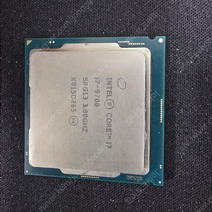 인텔 CPU I7-9700 1개 팝니다
