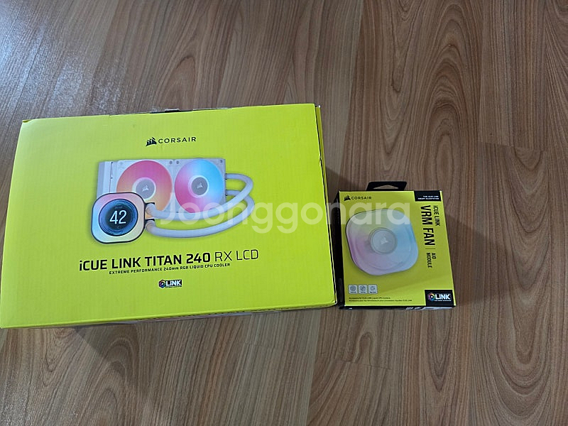 커세어 ICUE LINK TITAN 240 RX LCD...--0