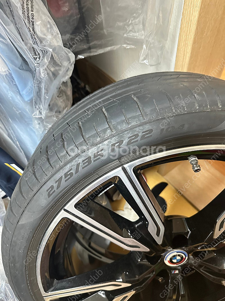 BMW M60i 휠 타이어 한개 747M--1
