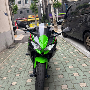 닌자650 24년식 8000키로 950만원 무사고 명의이전 가능 가격내림 900만원