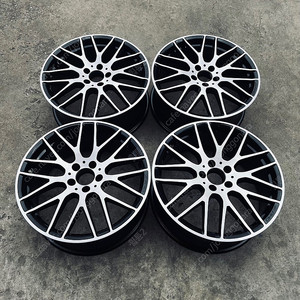 벤츠A45 AMG 19인치 정품휠 판매