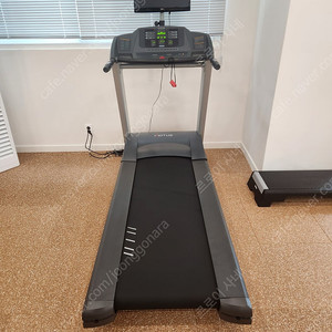 클럽용 런닝머신 판매합니다