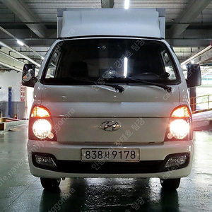 중고 포터2 현대 포터 중고 포터 하이탑 중고 흰색 2018년식 53,453km 하이탑 수원중고차