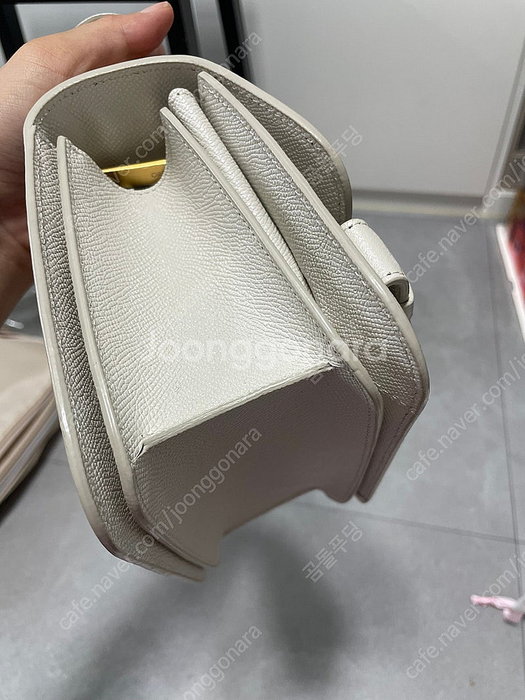 오르 orr 플랩백 미니 오프화이트--9