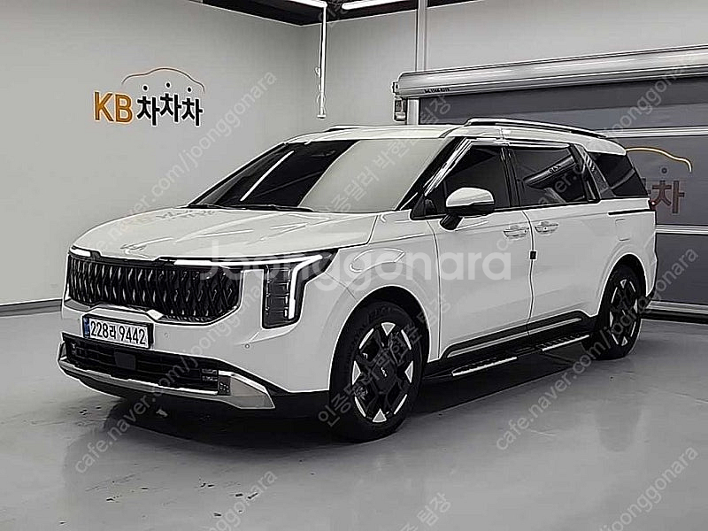 기아 더뉴 카니발 중고 가격 중고 카니발 흰색 2025...--0