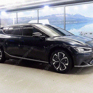 EV6 중고 EV6 중고차 파란색 2022년식 롱레인지 어스 중고차카페