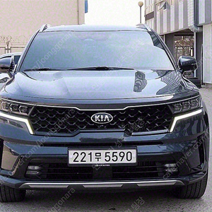 쏘렌토 중고 신형 쏘렌토 MQ4 중고 쏘렌토 중고차 회색 2021년식 69,072km 가솔린 2.5T 2WD 노블레스 개인사업자 차량구매