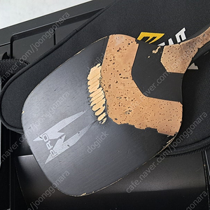 탁구라켓 펜홀더 처분합니다.(가방포함)