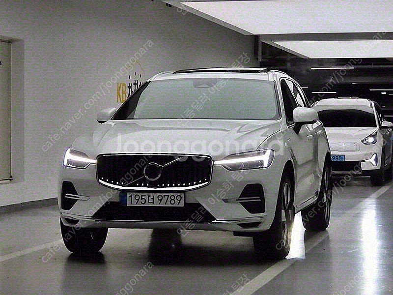 3,849 km 볼보 XC60 중고 볼보 중고차 T8 ...--7