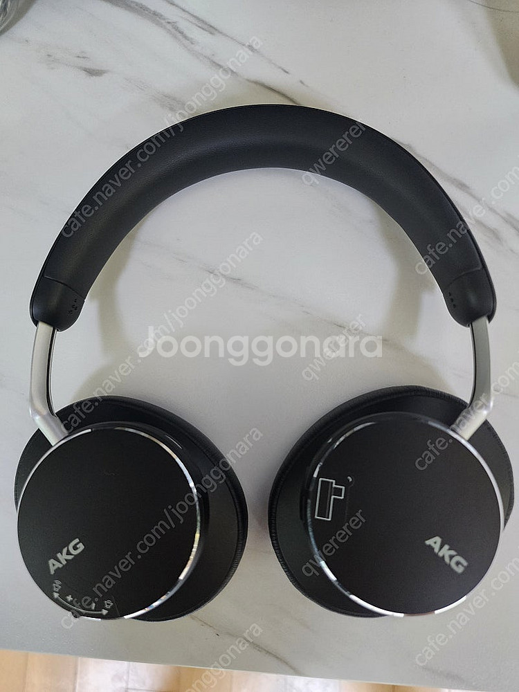 akg n9--0