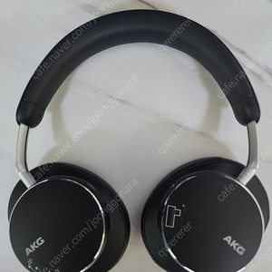 akg n9