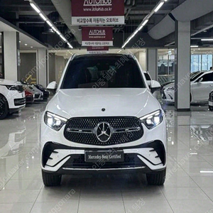 벤츠 GLC 중고차 벤츠 중고차 벤츠 GLC클래스 중고차 흰색 2024년식 7,466km GLC300 4MATIC 중고차 직거래 카페