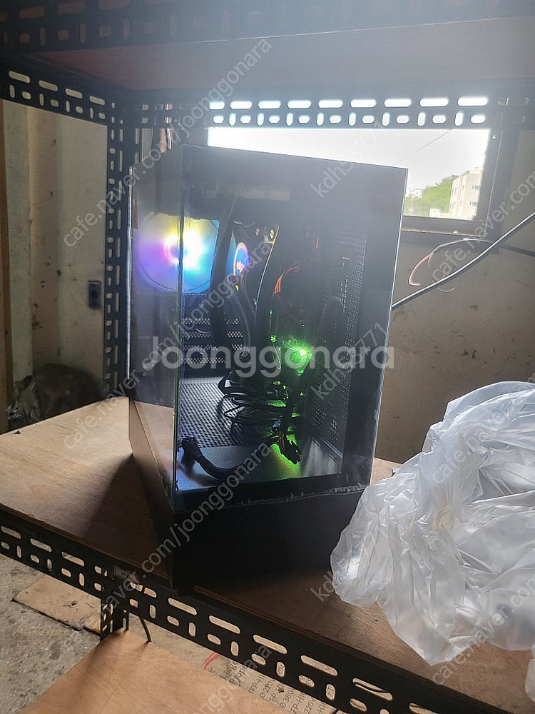 7950x 글카 빠진 완본체 미사용 품 팝니다--1