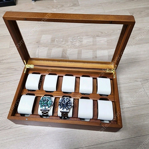 원목 수제 시계 보관함 판매 합니다.