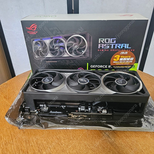 ASUS ROG Astral 지포스 RTX 5080