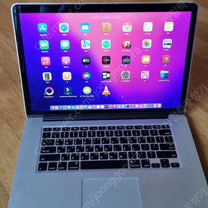 맥북프로 15인치 i7 16GHz 256G