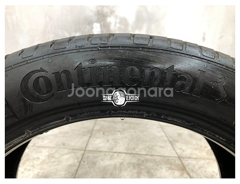 중고타이어 콘티넨탈 울트라콘택트6 UC6 235/45R...--2