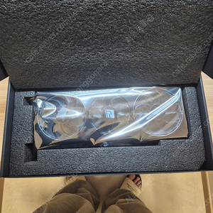 [PowerColor] 라데온 RX 7800 XT Hellhound D6 16GB 대원씨티에스 팔아요~~