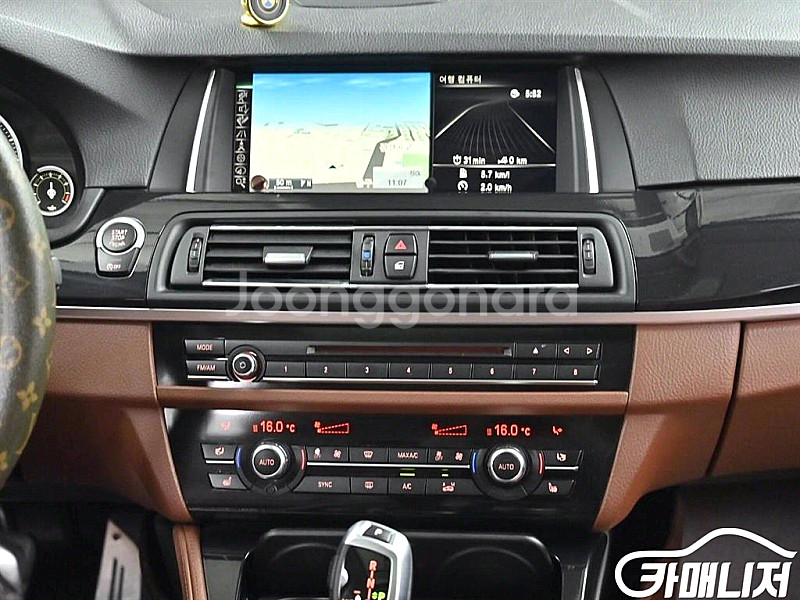 [BMW]5시리즈 (F10) 520d M 에어로다이나믹 (5인승) 2016 년 중고차☆신뢰☆믿음☆정직☆고객님께 약속...--5