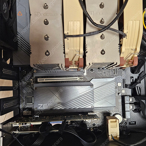 인텔 i7-13700K+메인보드+메모리+GPU 반본체