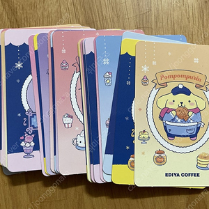판매ㅡ몰랑이아크릴,도라에몽블루레이DVD,클리어파일,포스터,스티커북,산리오헬로키티,시나모롤,마이멜로디,쿠로미,폼폼푸린 이디야포토카드,코리락쿠마,오버액션토끼 띠부씰,그립톡,짱구는못말려