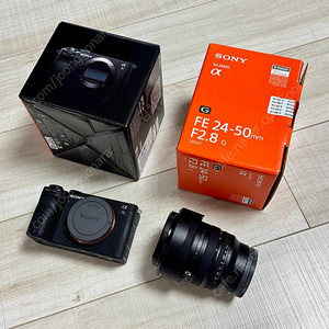 소니 A7C2 블랙바디 + SEL 24-50G 렌즈 일괄 판매합니다.