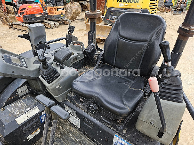 얀마 VIO35 2019년 코집 버켓3종 상태특--8