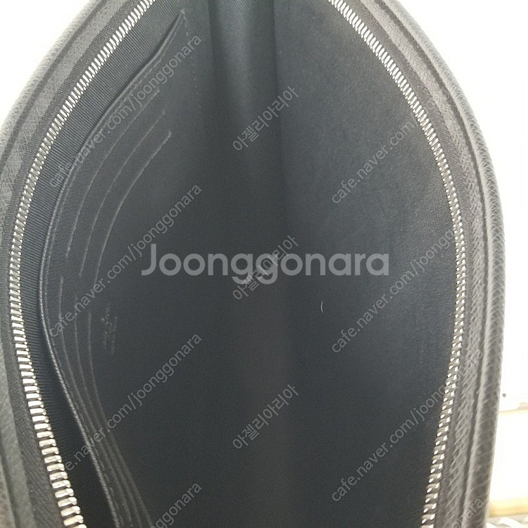 루이비통 타이가 포쉐트 보야주 클러치백 MM M3054...--8