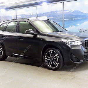 BMW X1 중고 BMW X1 중고차 SUV 중고 검정색 2024년식 41,115km sDrive 18d M 스포츠 중고차상담신청