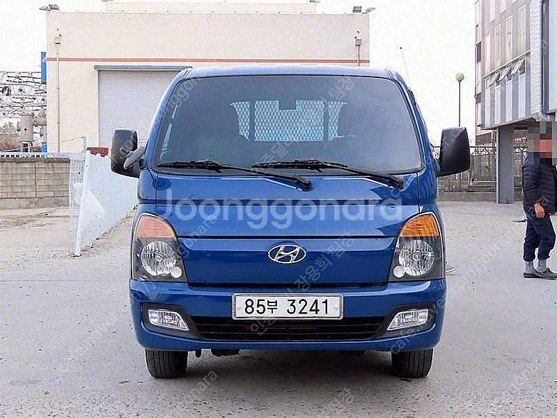 중고 덤프트럭 파란색 2019년식 82,150km 슈퍼...--0