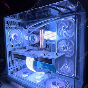 라이젠 9800X3D 5090 리안리 화이트 고사양PC