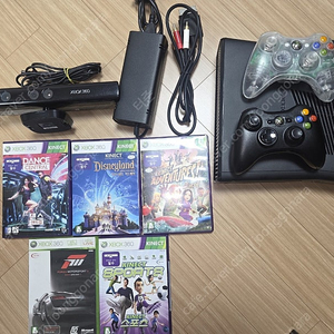 x box 360s 250g 키넥트set(컨트롤러 2개, 게임CD5장포함)