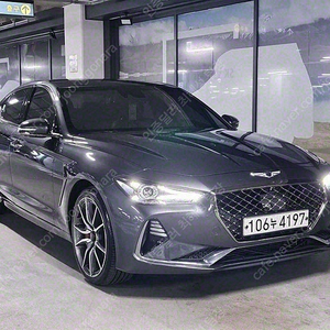 제네시스 G70 중고 가격 중고 G70 회색 2018년식 89,862km 2.0T AWD 스포츠 패키지 중고차가성비