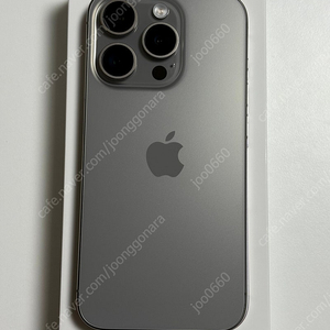 아이폰 15프로 내추럴티타늄 256gb (배터리100, 한달사용)