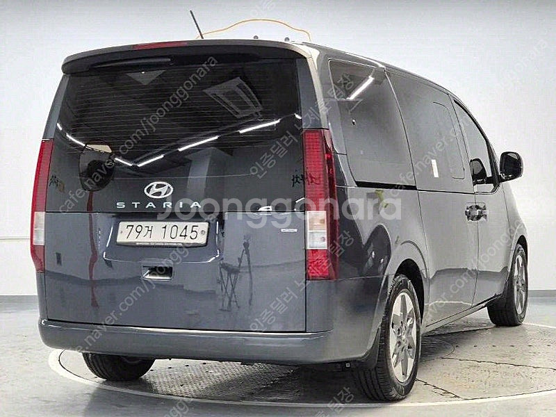 중고차 현대 스타리아 중고 회색 2022년식 4WD 디...--4