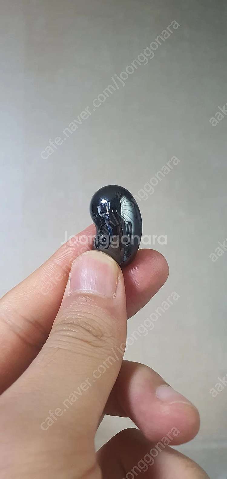 버즈 라이브 블랙 왼쪽/오른쪽/충전기본체 판매합니다--2