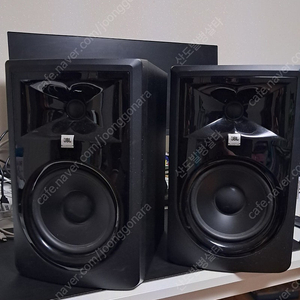 JBL 306 MK2 를 작은 크기의 스피커로 교환 신청해 봅니다. ( BOSE M2 등등 )