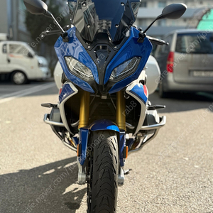 BMW R1250RS 24년식 신차급 팝니당