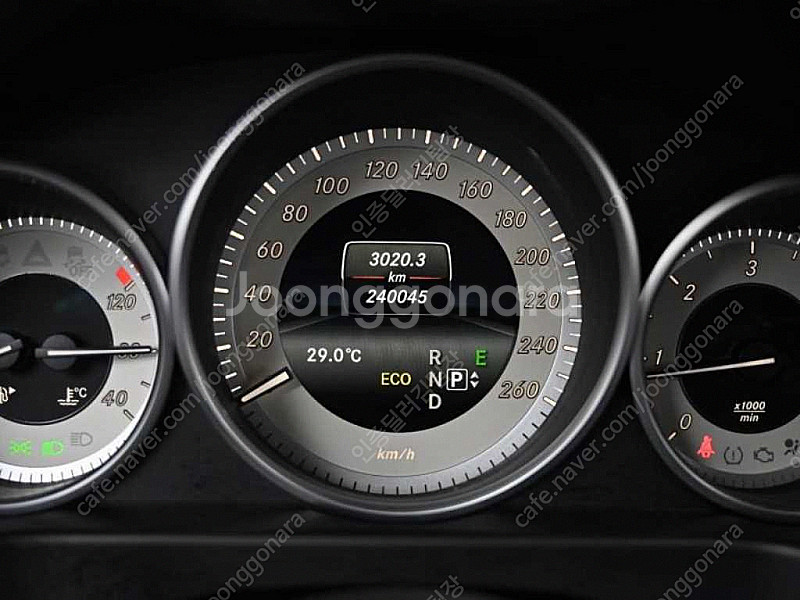 벤츠 E-클래스 W212 E220 블루텍 아방가르드 중...--7