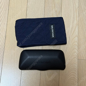 발렌시아가 선글라스 BB0307SA