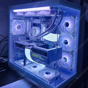 9800X3D 96GB RTX5090 어로스마스터 본체팝니다