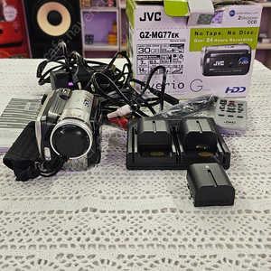 JVC GZ-MG77EK 뉴진스 디토 캠코더 박스 풀셋