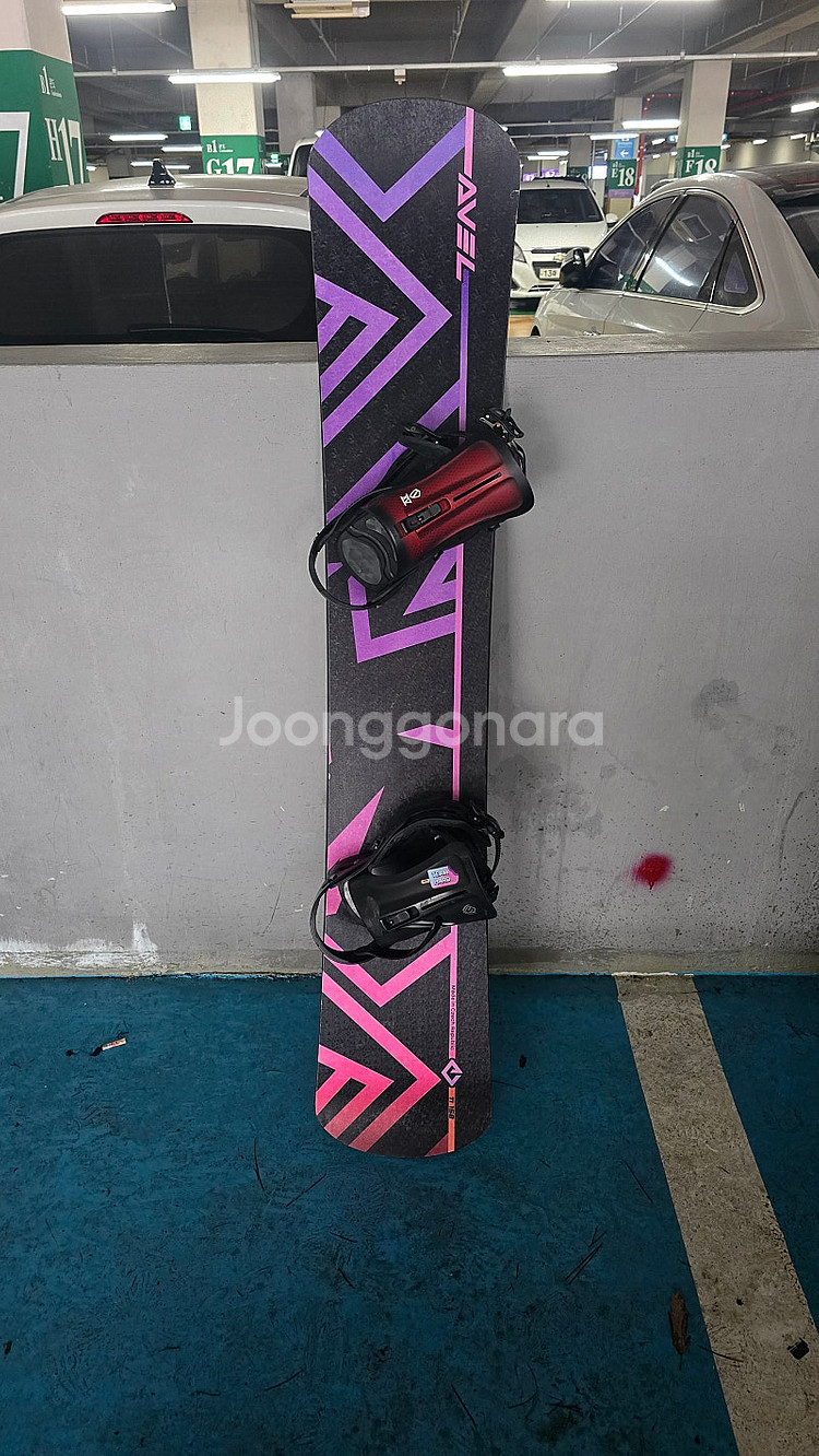 스노우보드 데크 24/25 avel 원티탄 그래픽 판매합니다. 158--0