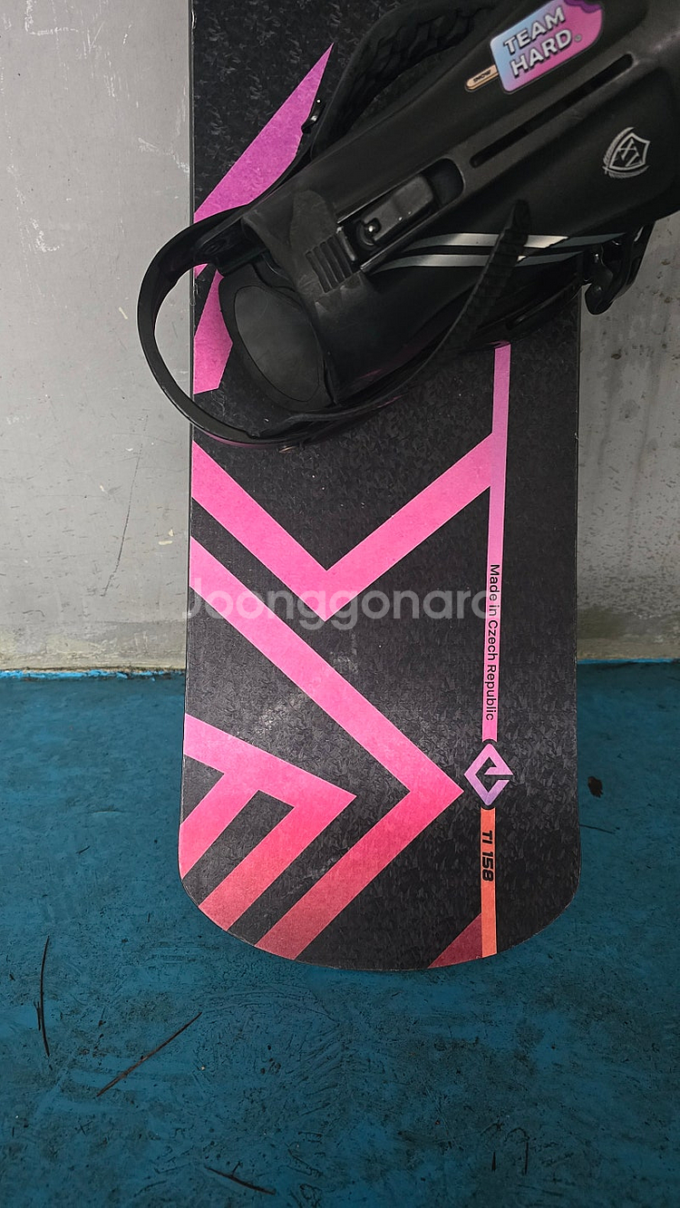 스노우보드 데크 24/25 avel 원티탄 그래픽 판매합니다. 158--3