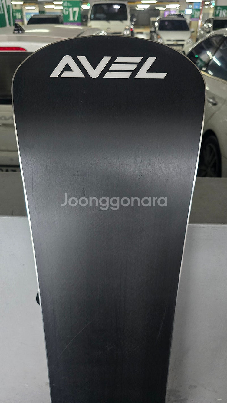 스노우보드 데크 24/25 avel 원티탄 그래픽 판매합니다. 158--5