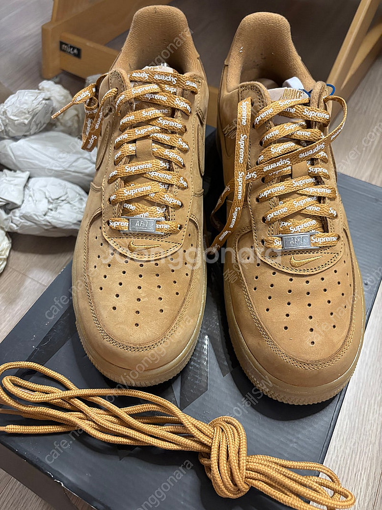 나이키x슈프림 된장포스 270사이즈--0